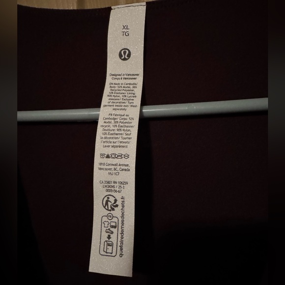 NWT - Lightweight Softstreme Wrap Front Top - In color Sequoia (SQUO) - Picture 7 of 8